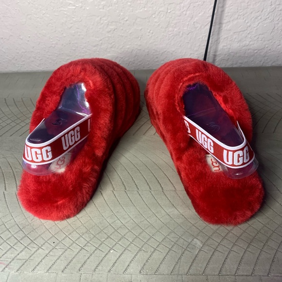 UGG Slides - Picture 4 of 6